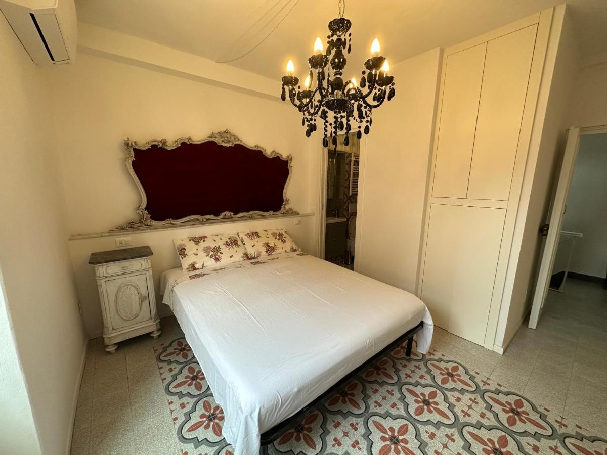 レーリチ Elegante Stanza Rossa Mottino23 Bed & Breakfast エクステリア 写真